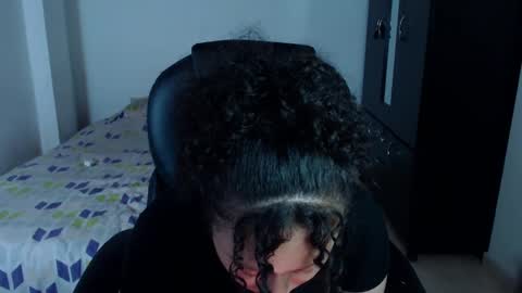 Louise  online show from March 2025 04:24:01 AM