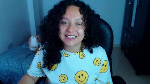 Louise  online show from September 2025 12:16:01 PM