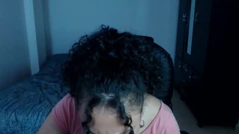 Louise  online show from November 2025 11:10:02 AM