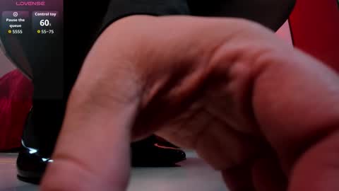 Freya online show from October 2025 12:58:01 PM