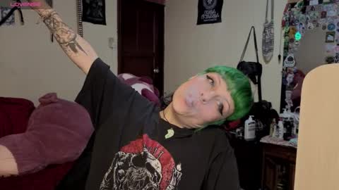 freyaa_sorceress online show from December 2025 04:39:02 AM