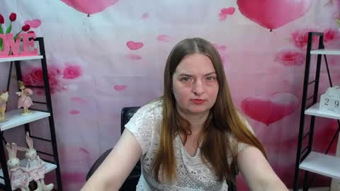 Snapshot of freyadak chatting on April 2026 06:03:02 PM FreyaDak online show from April 2026 06:03:02 PM