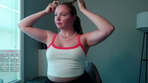 Snapshot of freyafux chatting on June 2026 09:46:01 PM Miss Freya online show from June 2026 09:46:01 PM