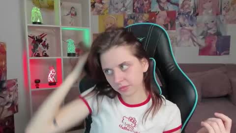 FreyaVey online show from March 2026 07:15:01 AM