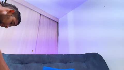 freyva_ online show from April 2026 10:56:02 PM