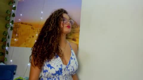 Frezzita online show from October 2025 07:47:02 PM