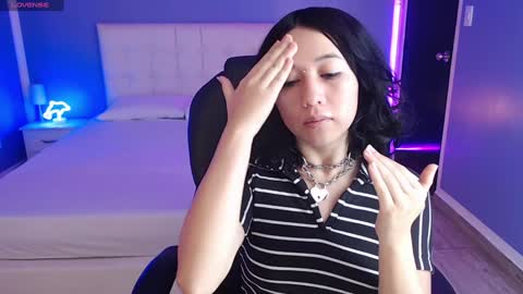 frida_lassi_ online show from January 2025 12:04:02 PM