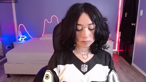 frida_lassi_ online show from February 2025 03:36:02 PM