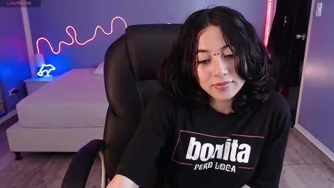 frida_lassi_ online show from February 2025 01:25:01 AM