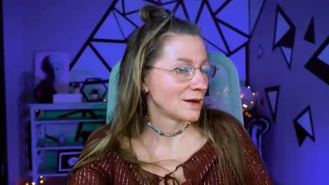 Frida Tander online show from February 2025 01:05:01 PM