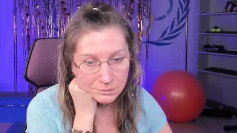 Frida Tander online show from February 2025 03:20:01 PM