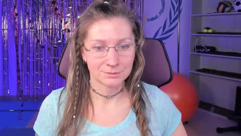 Frida Tander online show from February 2025 06:26:02 PM