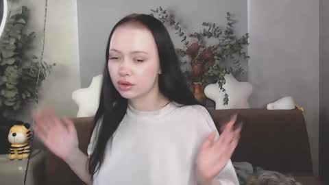 friend_zone_ online show from April 2026 11:22:02 AM