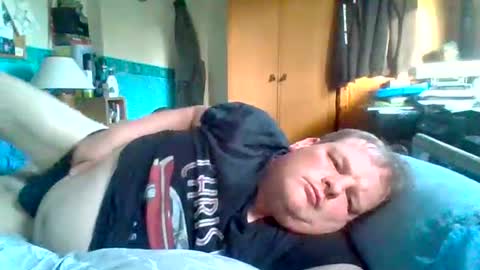Snapshot of fritzboy290 chatting on July 2026 05:11:01 AM Tom online show from July 2026 05:11:01 AM