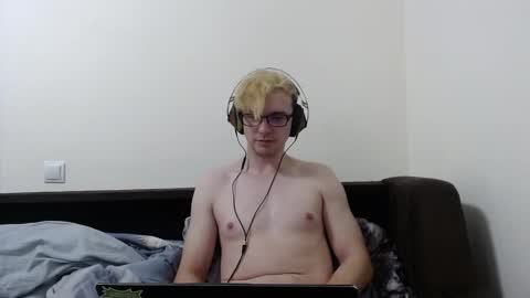 Snapshot of from_rus_with_love chatting on December 2025 12:15:02 AM from_rus_with_love online show from December 2025 12:15:02 AM