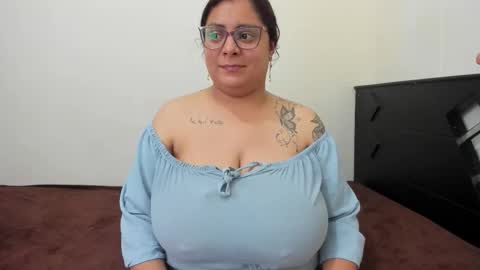 Lucy online show from November 2025 08:19:01 PM