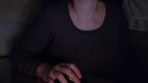 Snapshot of frumcake chatting on November 2025 12:42:02 AM FrumCake online show from November 2025 12:42:02 AM