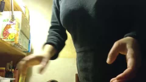 Snapshot of frumcake chatting on December 2025 02:16:02 AM FrumCake online show from December 2025 02:16:02 AM