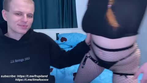 Snapshot of frupi_land chatting on February 2025 10:17:02 AM OPEN PVTJulia and Wayne online show from February 2025 10:17:02 AM