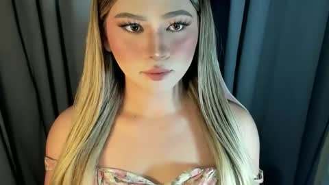 Snapshot of fuckdoll_rain chatting on May 2026 04:30:02 AM R A I N M O R A L E S G M A I L . C O M online show from May 2026 04:30:02 AM