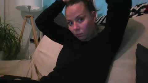 La online show from March 2025 08:12:01 PM