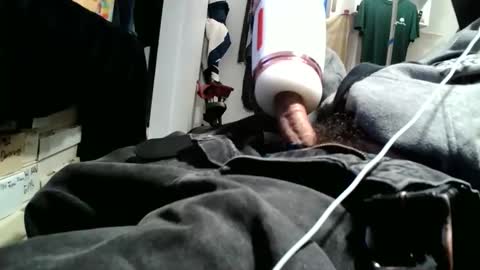 fuckmeallday1975 online show from February 2026 07:05:01 AM