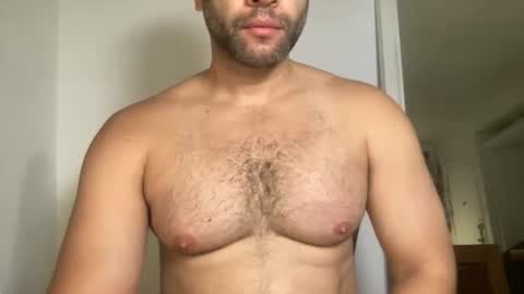 Muscle Bear Jock in Training online show from October 2025 10:24:01 AM