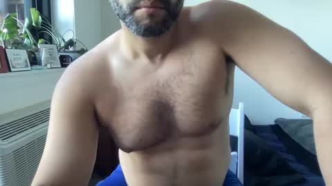 Muscle Bear Jock in Training online show from May 2026 08:59:01 PM