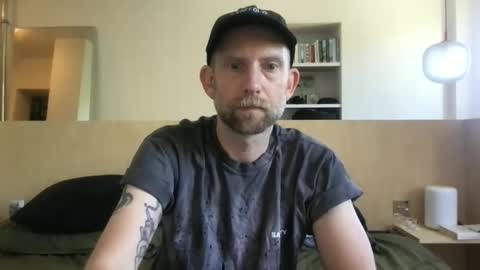 Snapshot of fugazixx chatting on April 2026 10:07:02 AM fugazixx online show from April 2026 10:07:02 AM