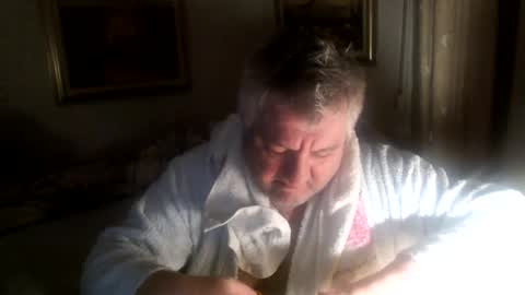 fukingcrazy online show from April 2026 06:43:01 PM