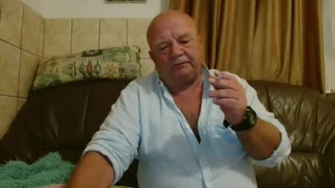 Snapshot of fullballs6 chatting on September 2025 02:11:02 AM fullballs6 online show from September 2025 02:11:02 AM