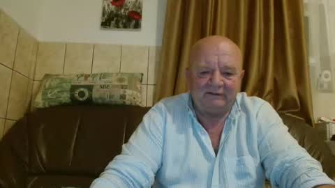 Snapshot of fullballs6 chatting on October 2025 01:49:01 AM fullballs6 online show from October 2025 01:49:01 AM