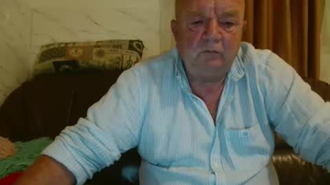 Snapshot of fullballs6 chatting on November 2025 03:06:01 AM fullballs6 online show from November 2025 03:06:01 AM