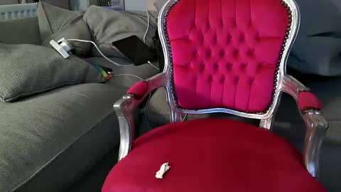 marklaura online show from September 2025 01:29:01 AM