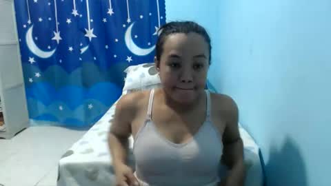 Snapshot of funluvnpinay4u chatting on April 2026 01:08:01 AM MAE online show from April 2026 01:08:01 AM