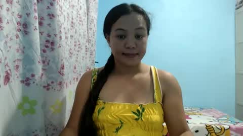 Snapshot of funluvnpinay4u chatting on May 2026 02:00:01 PM MAE online show from May 2026 02:00:01 PM