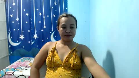 Snapshot of funluvnpinay4u chatting on May 2026 01:56:01 AM MAE online show from May 2026 01:56:01 AM