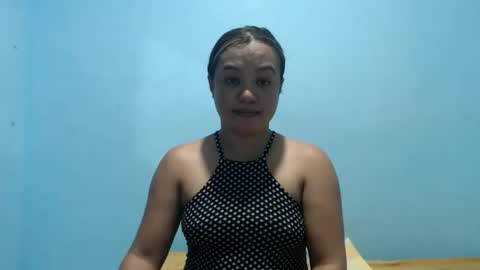 Snapshot of funluvnpinay4u chatting on June 2026 01:18:02 AM MAE online show from June 2026 01:18:02 AM