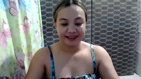 Snapshot of funluvnpinay4u chatting on June 2026 02:23:01 AM MAE online show from June 2026 02:23:01 AM