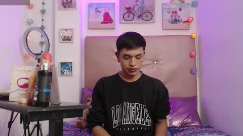 funny_and_horny online show from November 2025 03:28:01 AM