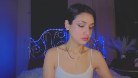 Tiffany online show from March 2026 12:50:01 AM