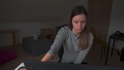 Snapshot of funservice chatting on November 2025 08:14:02 AM funservice online show from November 2025 08:14:02 AM