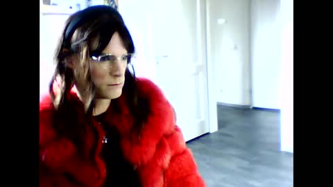 furcoatslave online show from March 2026 09:47:01 AM