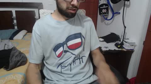 andrew online show from January 2026 11:18:01 PM