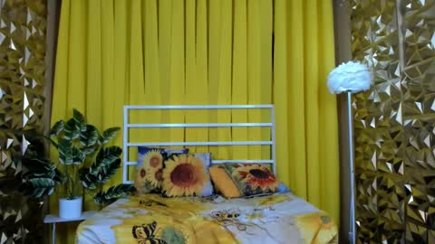 fvckingoliviabio online show from March 2025 11:42:02 PM