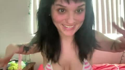 Snapshot of fw_gigii chatting on July 2026 09:02:01 PM fw_gigii online show from July 2026 09:02:01 PM