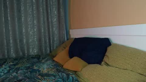 Ian online show from October 2025 06:41:02 PM