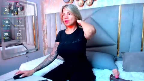 Snapshot of gabby_santos_ chatting on May 2026 12:10:01 PM Gaby Santos online show from May 2026 12:10:01 PM