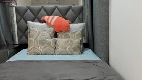 Snapshot of gabi_gonzales chatting on May 2026 12:39:01 AM Instagram soygabi g online show from May 2026 12:39:01 AM