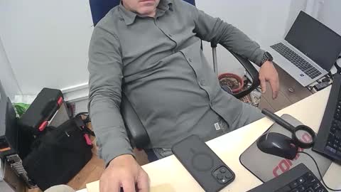 Snapshot of gabriel9_2003 chatting on March 2026 11:25:01 AM gabriel9_2003 online show from March 2026 11:25:01 AM